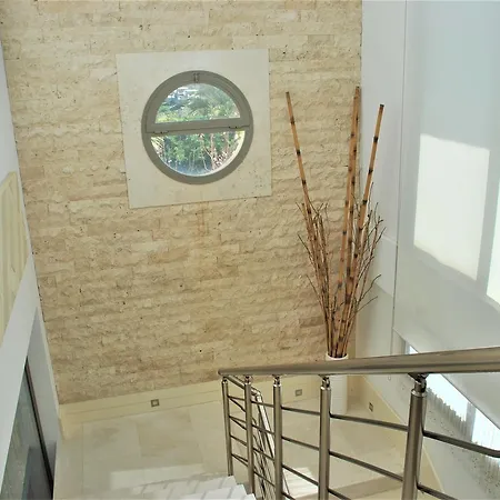 Villa Ruya